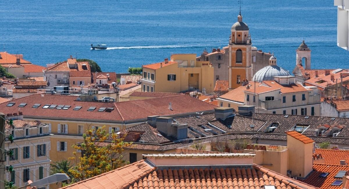 4 astuces pour louer un appartement en Corse